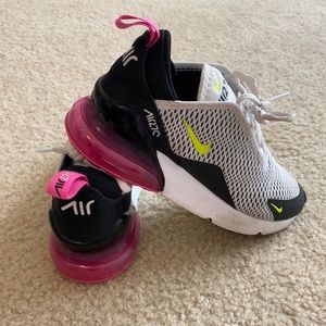 Nike Air Max 270